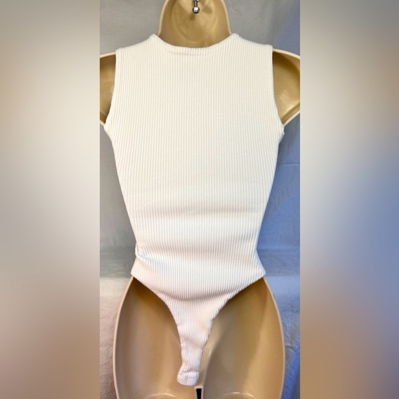 SNDYS Ribbed Bodysuit - Picture 3 of 3